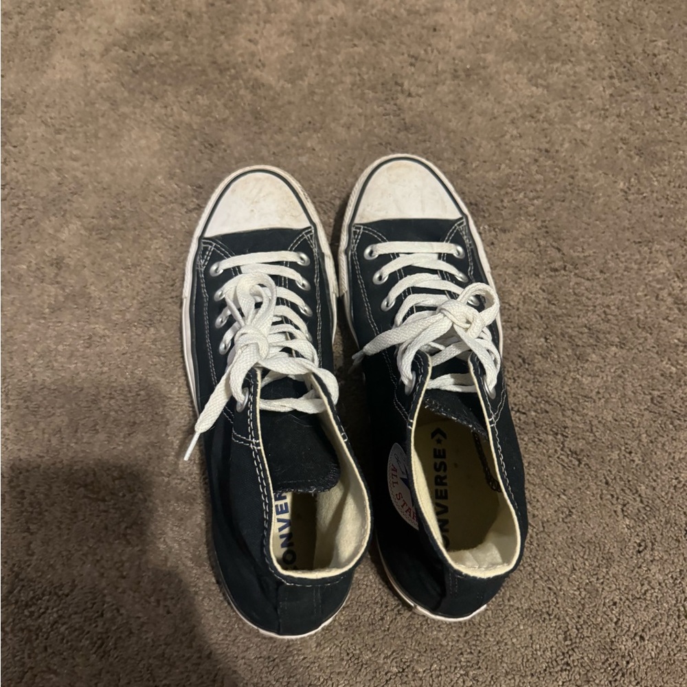Converse - Picture 2 of 4